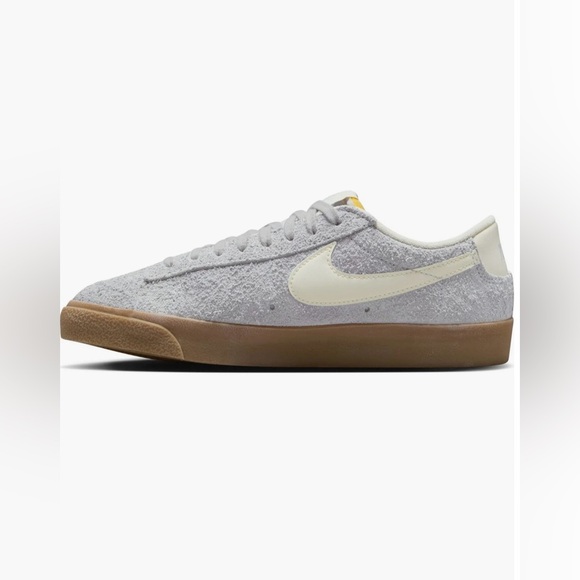 New Nike Blazer Low ’77 Vintage Football Grey Gum Suede Sneakers Women's Sz 11 - Picture 6 of 9